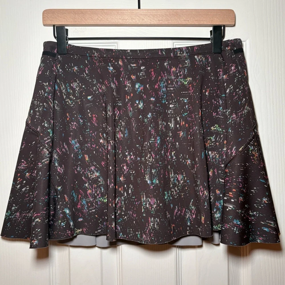 Athleta Match Point City Lights Skort Paint Splatter‎ | Size Small